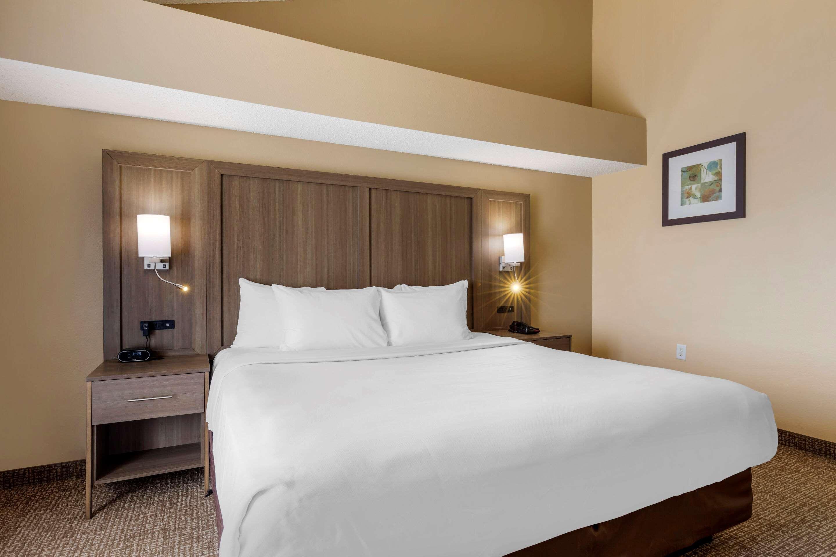 אירווינג Comfort Suites Dfw Airport מראה חיצוני תמונה