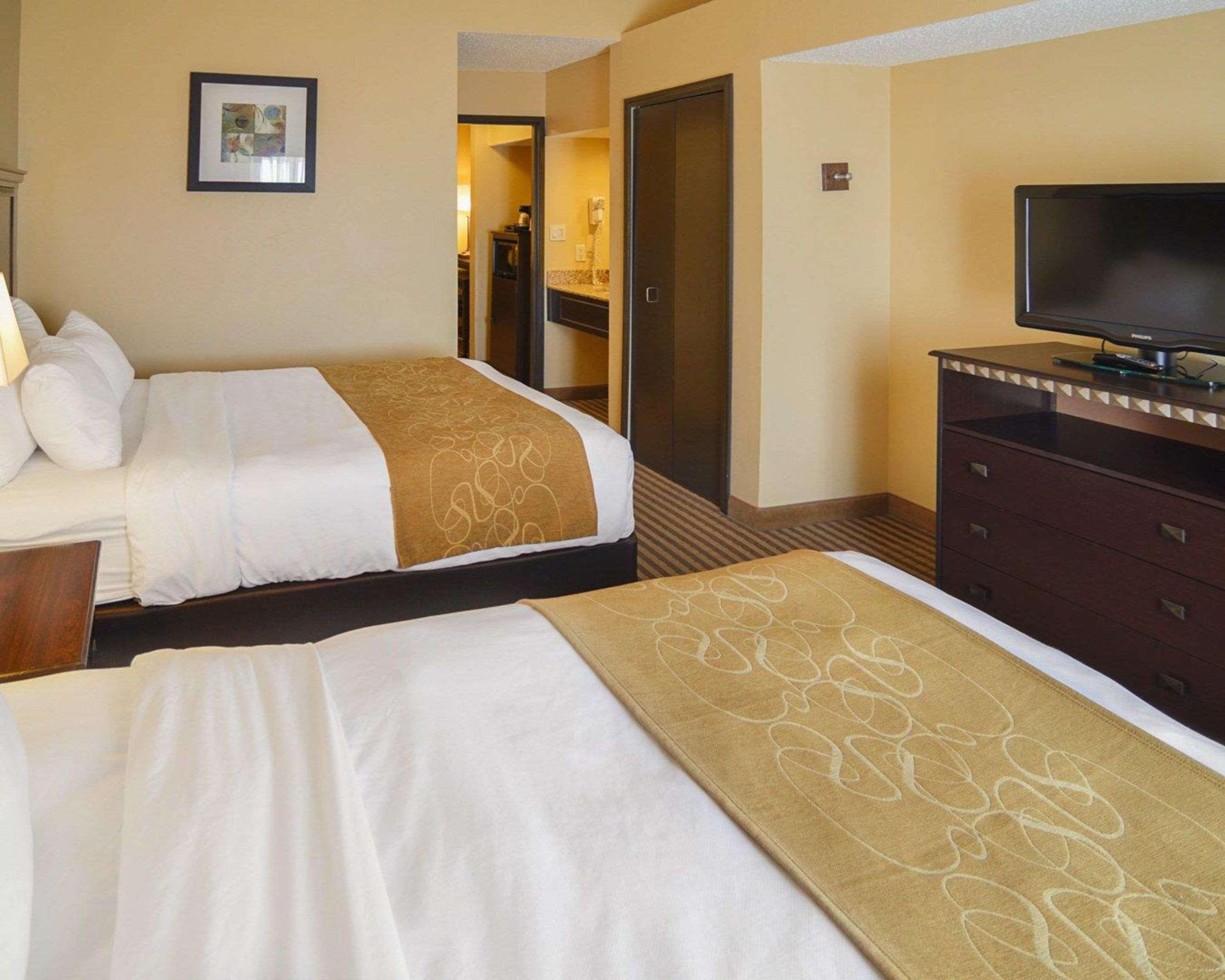 אירווינג Comfort Suites Dfw Airport מראה חיצוני תמונה
